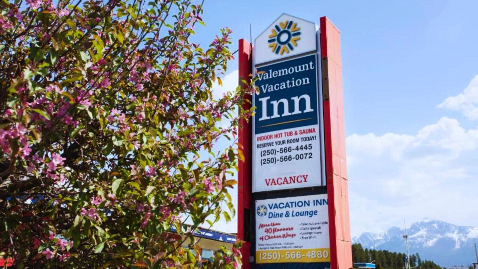 Valemount Vacation Inn מראה חיצוני תמונה